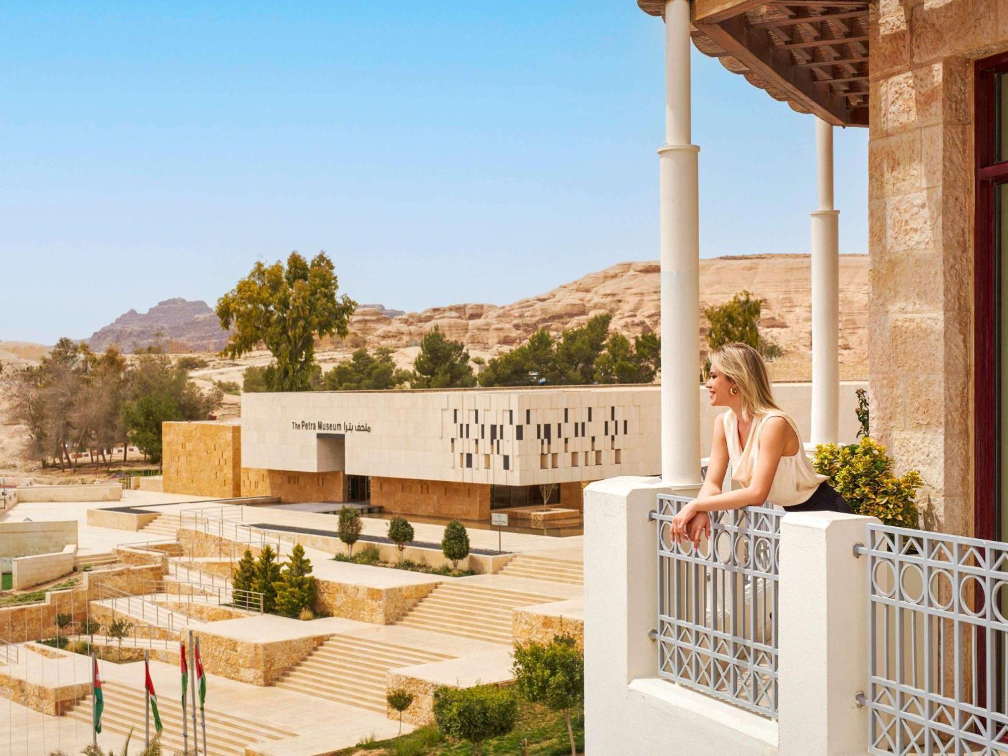 Moevenpick Resort Petra Wadi Musa Exterior photo